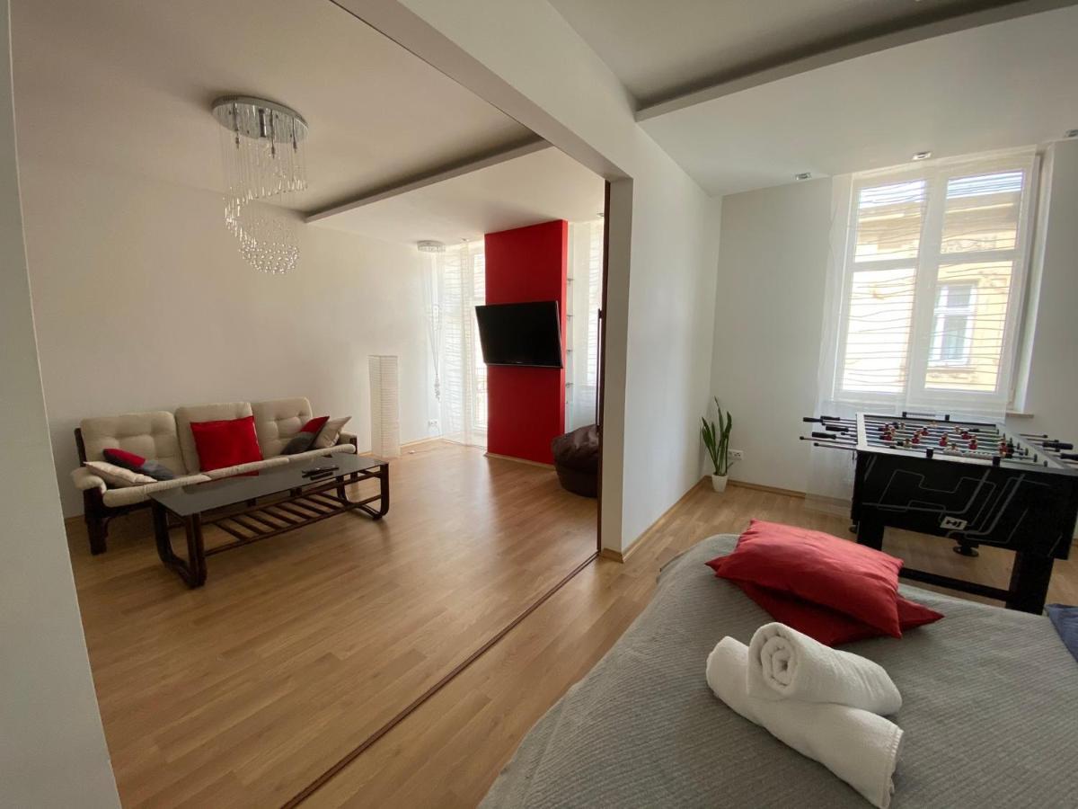 Sova Apartment Lviv Сenter Сity Dış mekan fotoğraf