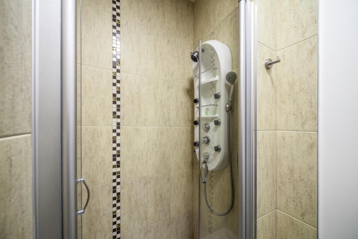 Sova Apartment Lviv Сenter Сity Dış mekan fotoğraf